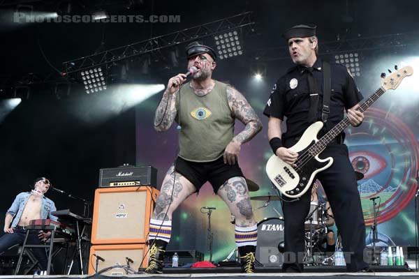 TURBONEGRO - 2018-06-16 - BRETIGNY-SUR-ORGE - Base Aerienne 217 - Main Stage - 